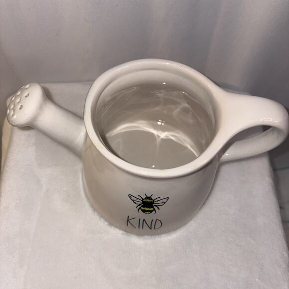 Rae Dunn Bee "KIND" Ceramic Watering Can Planter White By Magenta EUC - Picture 2 of 9